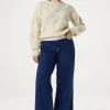 Bibian Heart Pullover