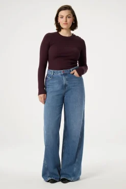 Lillian Slim Pullover